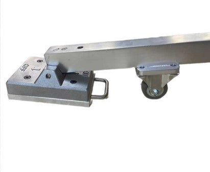 Manhole cover opener with magnet and break function
